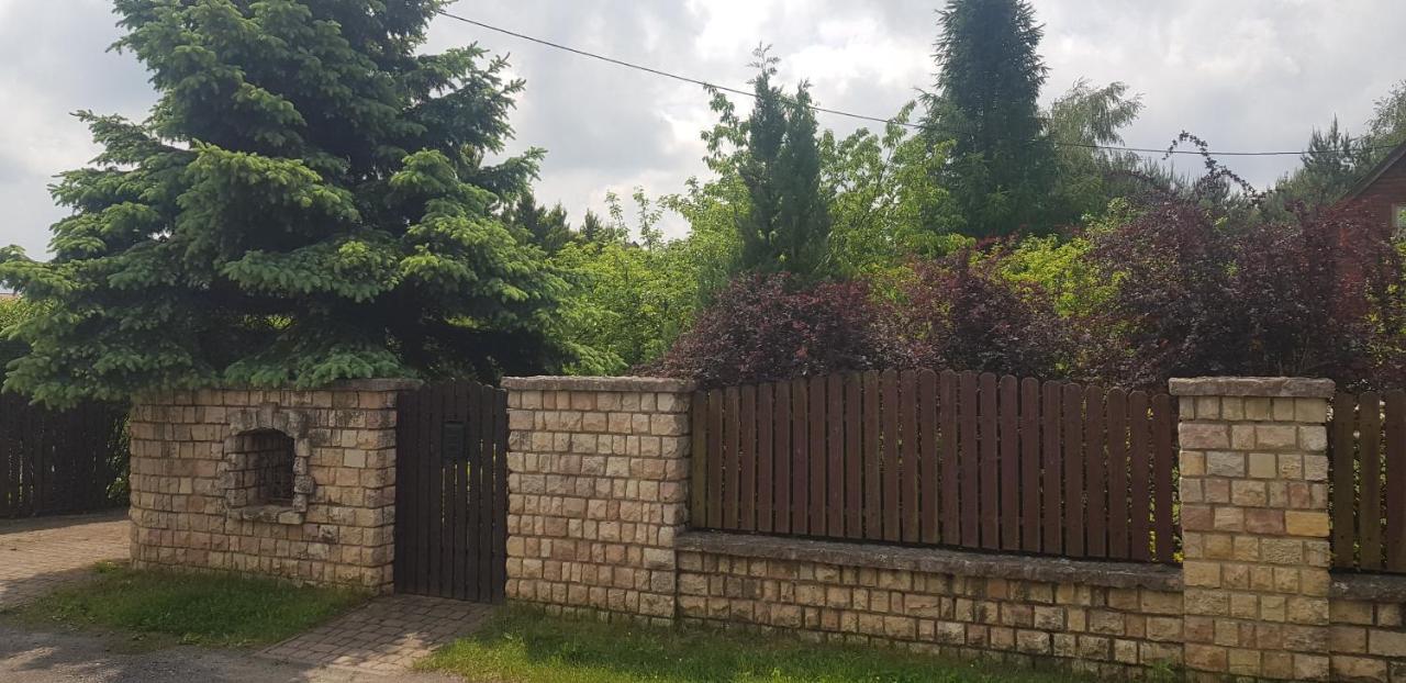 Szyszka I Roza Domek Na Jurze Zelazko Екстериор снимка